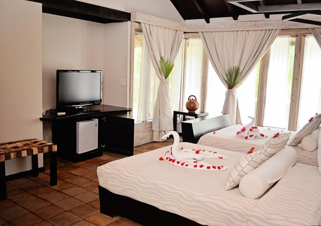 Hotel Henry Morgan All Inclusive West Bay Exteriér fotografie