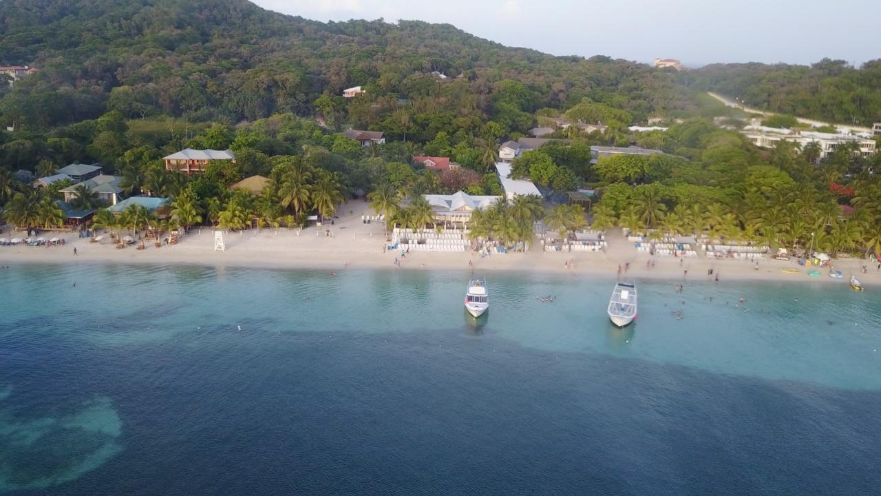 Hotel Henry Morgan All Inclusive West Bay Exteriér fotografie